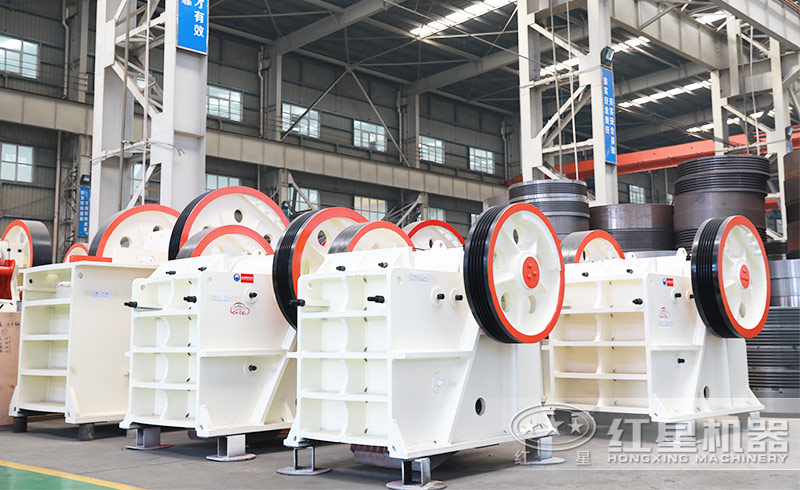 顎式破碎機(jī)750×250多少錢一臺？產(chǎn)量是多少？